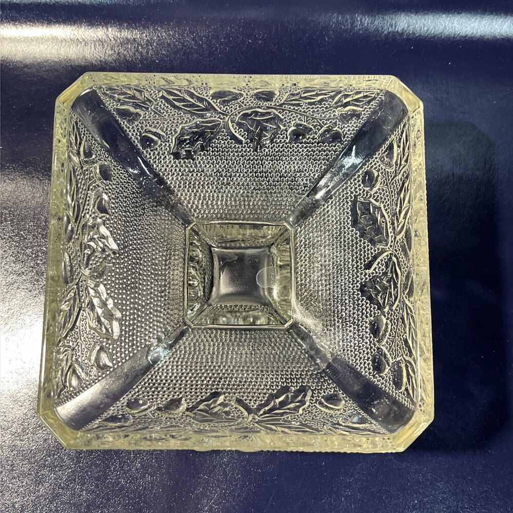 Vintage Jeanette Depression Glass Candy Dish w/Lid Square Acorn‎ &Leaves Design - Picture 3 of 13